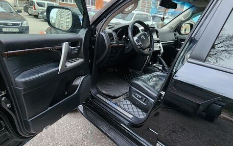 Toyota Land Cruiser 200, 2014 год, 3 800 000 рублей, 18 фотография