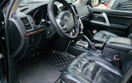 Toyota Land Cruiser 200, 2014 год, 3 800 000 рублей, 19 фотография