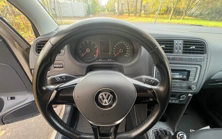 Volkswagen Polo VI (EU Market), 2016 год, 890 000 рублей, 10 фотография