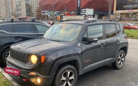 Jeep Renegade I рестайлинг, 2019 год, 1 880 000 рублей, 2 фотография