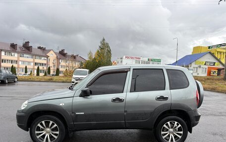 Chevrolet Niva I рестайлинг, 2011 год, 465 000 рублей, 7 фотография