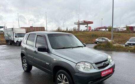 Chevrolet Niva I рестайлинг, 2011 год, 465 000 рублей, 1 фотография