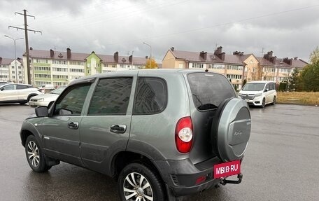 Chevrolet Niva I рестайлинг, 2011 год, 465 000 рублей, 6 фотография