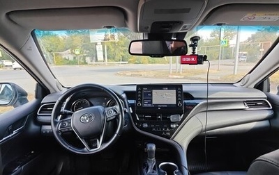Toyota Camry, 2021 год, 2 500 000 рублей, 1 фотография