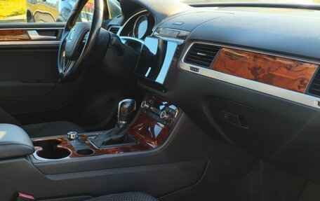 Volkswagen Touareg III, 2012 год, 1 470 000 рублей, 13 фотография