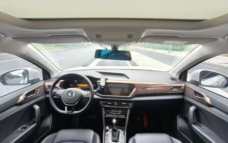 Volkswagen Tharu, 2021 год, 1 560 000 рублей, 9 фотография