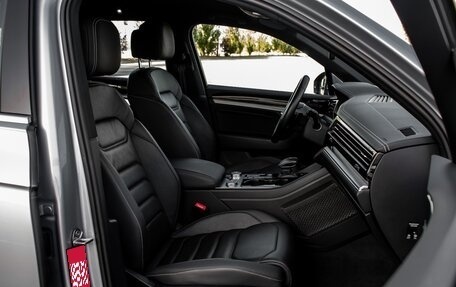 Volkswagen Touareg III, 2021 год, 6 299 000 рублей, 10 фотография