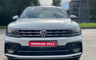 Volkswagen Tiguan II, 2019 год, 3 300 000 рублей, 1 фотография