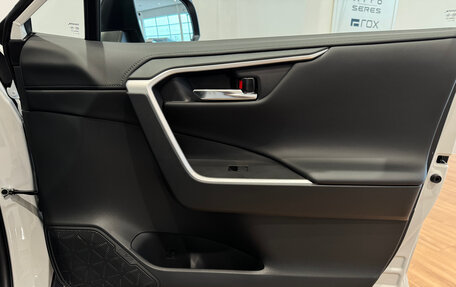 Toyota RAV4, 2025 год, 4 350 000 рублей, 32 фотография