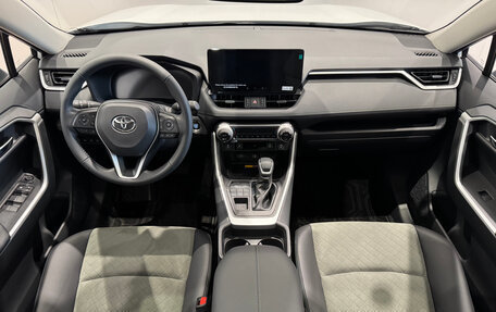 Toyota RAV4, 2025 год, 4 350 000 рублей, 27 фотография