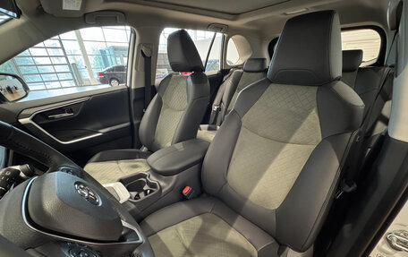 Toyota RAV4, 2025 год, 4 350 000 рублей, 37 фотография