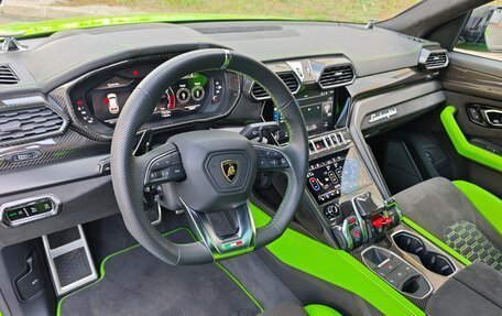 Lamborghini Urus I, 2022 год, 29 500 000 рублей, 10 фотография