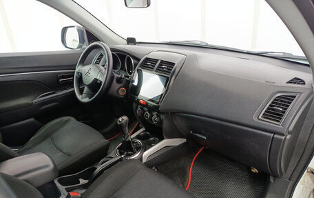 Mitsubishi ASX I рестайлинг, 2011 год, 820 000 рублей, 13 фотография