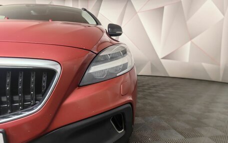 Volvo V40 Cross Country I, 2018 год, 1 893 000 рублей, 20 фотография