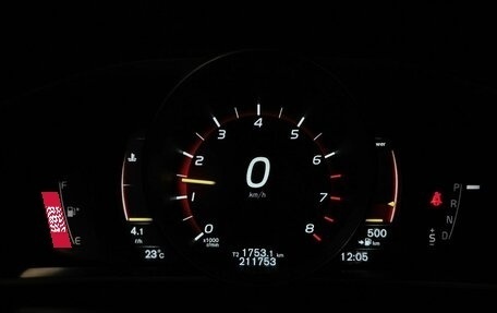 Volvo V40 Cross Country I, 2018 год, 1 893 000 рублей, 19 фотография