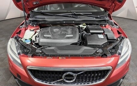 Volvo V40 Cross Country I, 2018 год, 1 893 000 рублей, 17 фотография