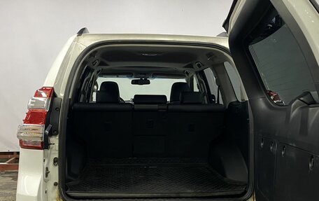 Toyota Land Cruiser Prado 150 рестайлинг 2, 2016 год, 4 499 000 рублей, 10 фотография