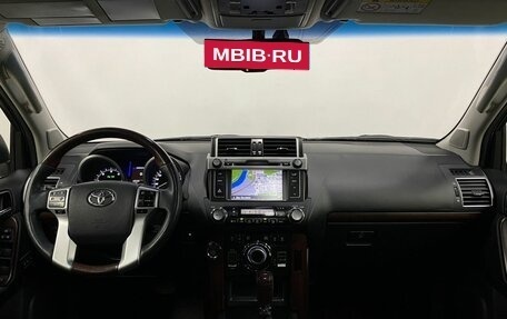 Toyota Land Cruiser Prado 150 рестайлинг 2, 2016 год, 4 499 000 рублей, 11 фотография
