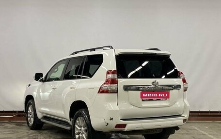 Toyota Land Cruiser Prado 150 рестайлинг 2, 2016 год, 4 499 000 рублей, 7 фотография