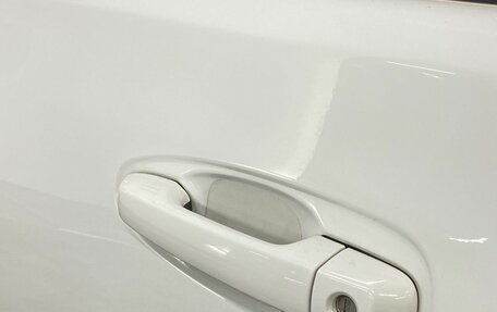 Toyota Land Cruiser Prado 150 рестайлинг 2, 2016 год, 4 499 000 рублей, 18 фотография