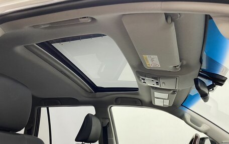 Toyota Land Cruiser Prado 150 рестайлинг 2, 2016 год, 4 499 000 рублей, 27 фотография