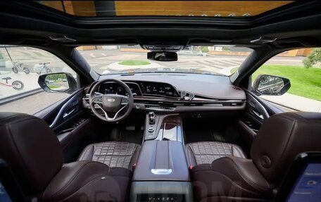 Cadillac Escalade V, 2021 год, 8 500 000 рублей, 10 фотография