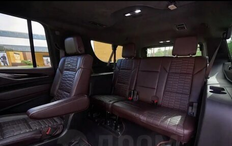 Cadillac Escalade V, 2021 год, 8 500 000 рублей, 14 фотография