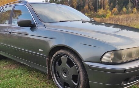 BMW 5 серия, 2001 год, 850 000 рублей, 16 фотография