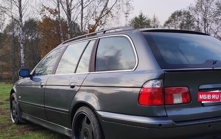 BMW 5 серия, 2001 год, 850 000 рублей, 8 фотография