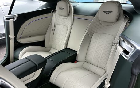 Bentley Continental GT, 2025 год, 53 000 000 рублей, 28 фотография