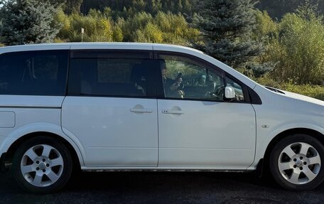 Nissan Lafesta I, 2012 год, 950 000 рублей, 2 фотография