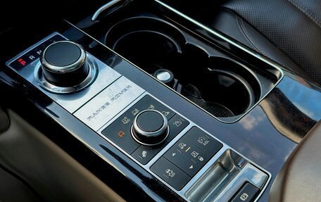 Land Rover Range Rover IV рестайлинг, 2014 год, 3 950 000 рублей, 27 фотография