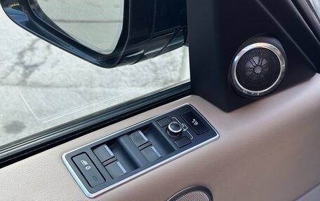 Land Rover Range Rover IV рестайлинг, 2014 год, 3 950 000 рублей, 28 фотография