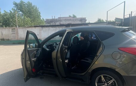 Hyundai ix35 I рестайлинг, 2010 год, 850 000 рублей, 9 фотография