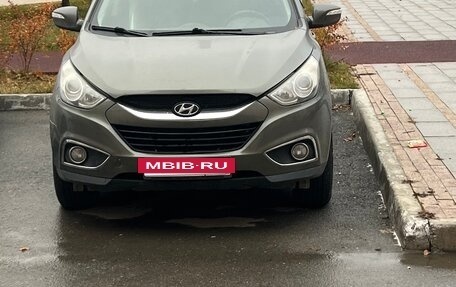 Hyundai ix35 I рестайлинг, 2010 год, 850 000 рублей, 10 фотография