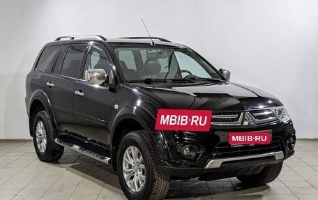 Mitsubishi Pajero Sport II рестайлинг, 2014 год, 2 400 000 рублей, 3 фотография