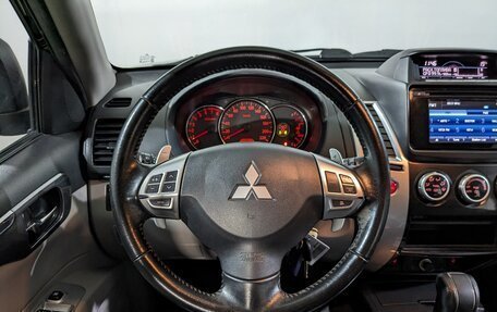 Mitsubishi Pajero Sport II рестайлинг, 2014 год, 2 400 000 рублей, 26 фотография