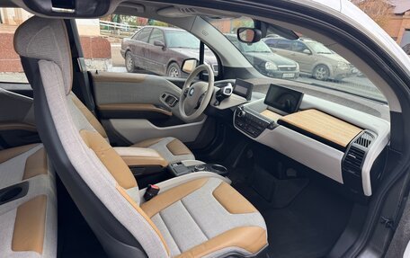 BMW i3 I01 рестайлинг, 2015 год, 1 570 000 рублей, 17 фотография