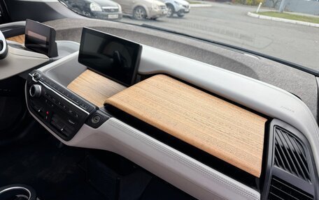 BMW i3 I01 рестайлинг, 2015 год, 1 570 000 рублей, 19 фотография