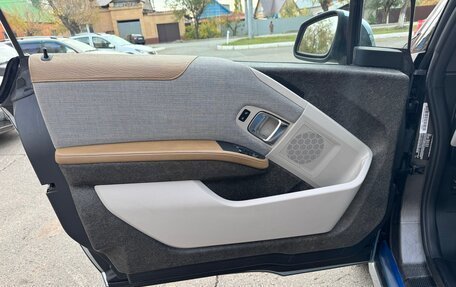 BMW i3 I01 рестайлинг, 2015 год, 1 570 000 рублей, 15 фотография