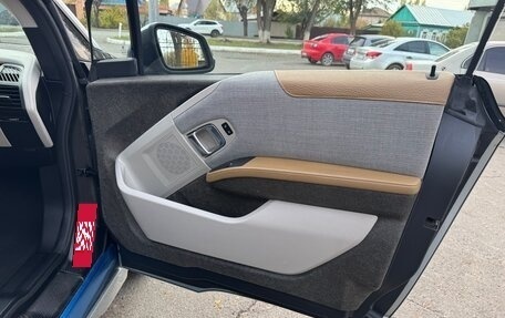 BMW i3 I01 рестайлинг, 2015 год, 1 570 000 рублей, 18 фотография