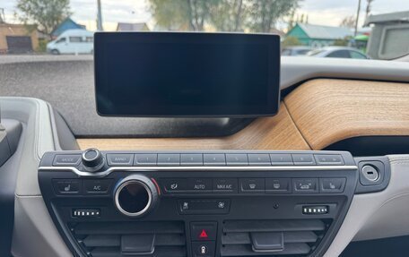 BMW i3 I01 рестайлинг, 2015 год, 1 570 000 рублей, 26 фотография