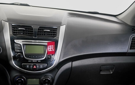 Hyundai Solaris II рестайлинг, 2012 год, 899 000 рублей, 15 фотография