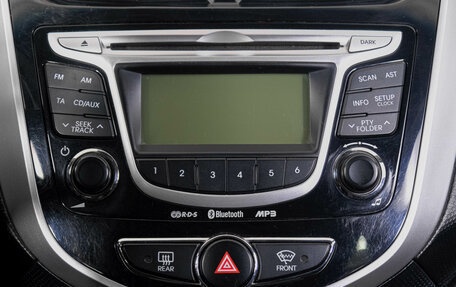 Hyundai Solaris II рестайлинг, 2012 год, 899 000 рублей, 20 фотография