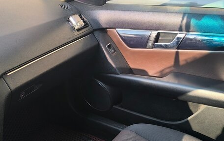 Mercedes-Benz C-Класс, 2008 год, 960 000 рублей, 13 фотография