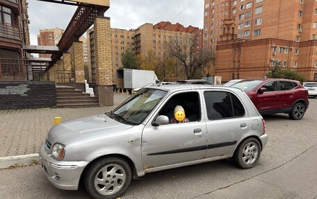 Nissan Micra II, 2001 год, 105 000 рублей, 2 фотография