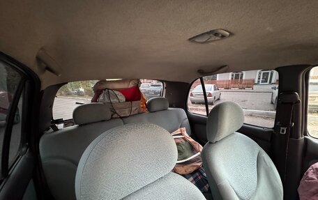 Nissan Micra II, 2001 год, 105 000 рублей, 13 фотография