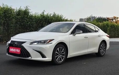 Lexus ES VII, 2022 год, 3 100 000 рублей, 1 фотография