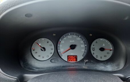 Renault Symbol I, 2005 год, 289 000 рублей, 13 фотография