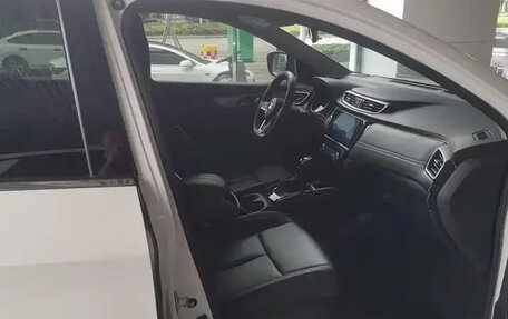 Nissan Qashqai, 2022 год, 2 100 000 рублей, 12 фотография